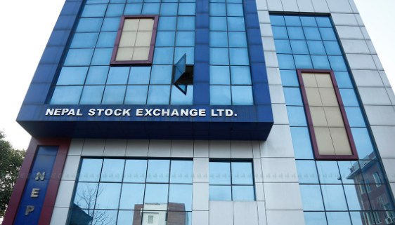  साताको अन्तिम कारोबार दिन सेयर बजारमा झिनो सुधार